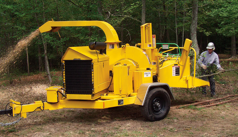 EPS Chipper Power Unit In Use